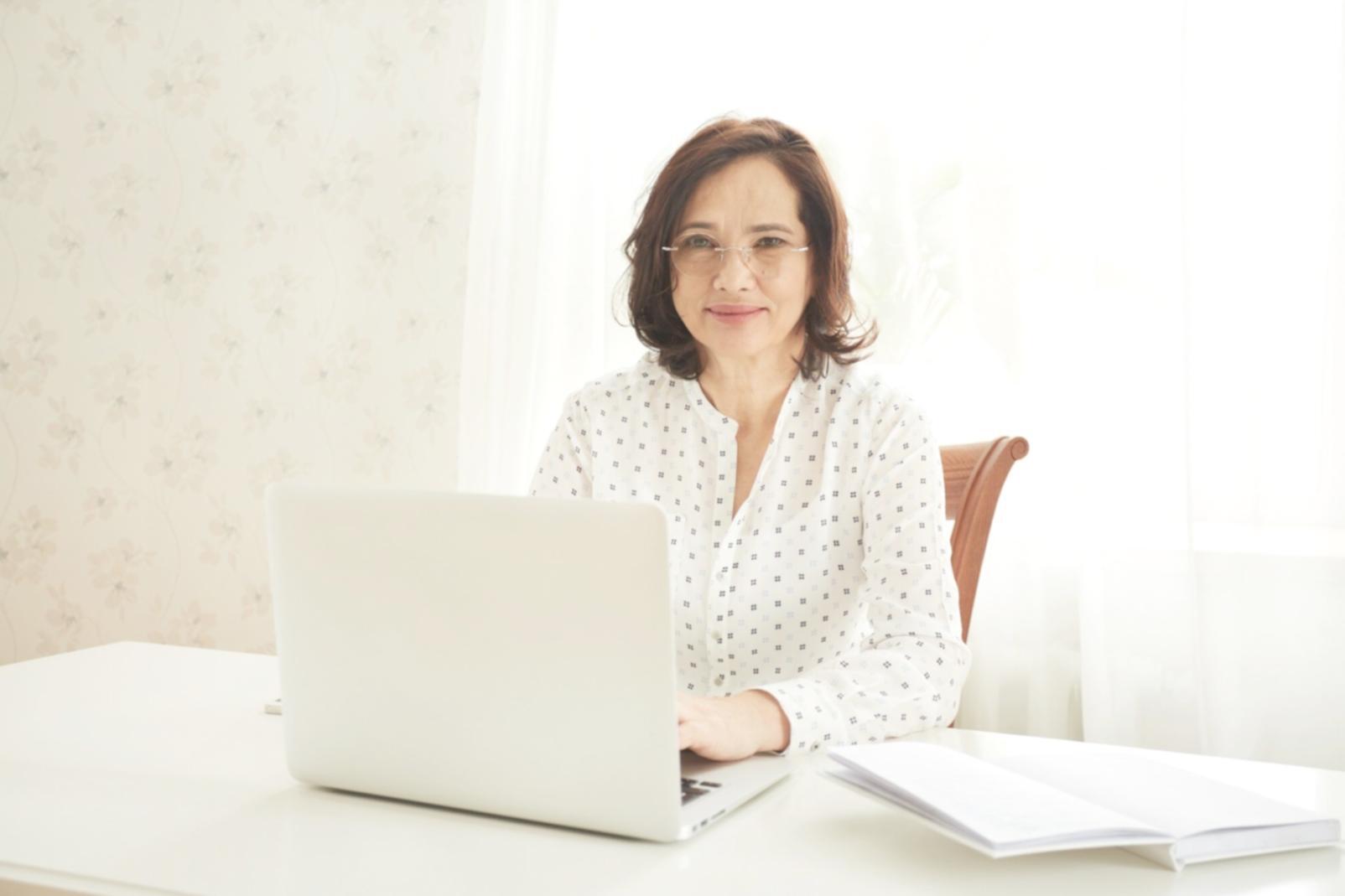 Professional financial consultation meeting in modern office environment